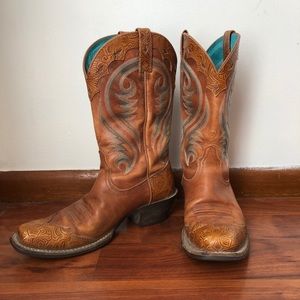 Ariat Women’s Cowboy boots